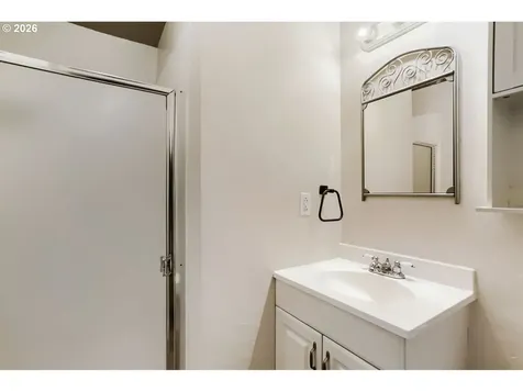 1675 NE Juniper Avenue Gresham OR 97030
