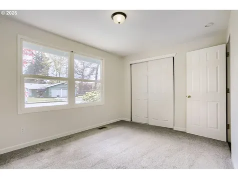 1675 NE Juniper Avenue Gresham OR 97030