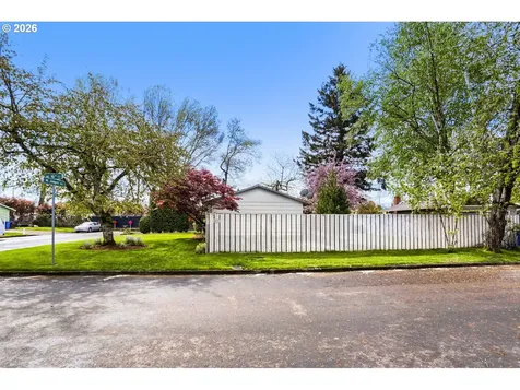 1675 NE Juniper Avenue Gresham OR 97030
