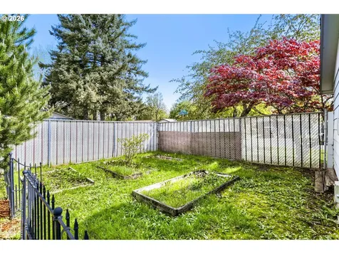 1675 NE Juniper Avenue Gresham OR 97030