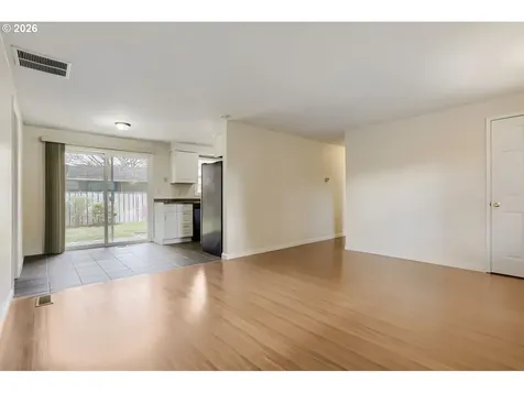 1675 NE Juniper Avenue Gresham OR 97030
