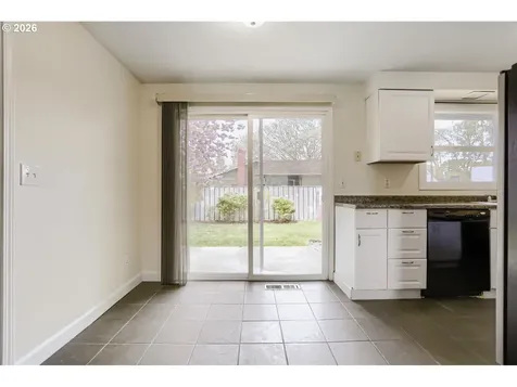 1675 NE Juniper Avenue Gresham OR 97030