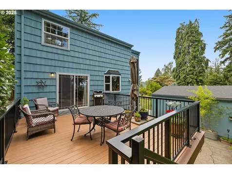 5959 SW Brugger Street Portland OR 97219