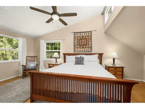5959 SW Brugger Street Portland OR 97219