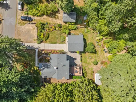 5959 SW Brugger Street Portland OR 97219