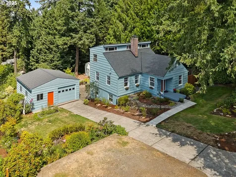 5959 SW Brugger Street Portland OR 97219