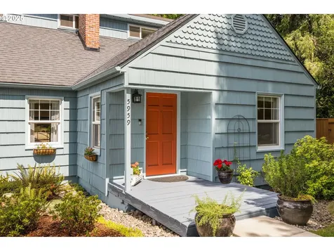 5959 SW Brugger Street Portland OR 97219