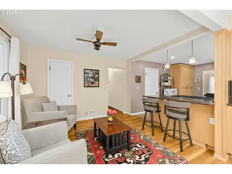 5959 SW Brugger Street Portland OR 97219