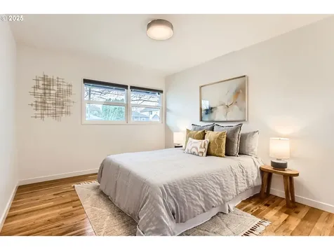 8829 N Dwight Avenue Portland OR 97203