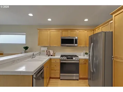 16793 NW Arizona Drive Beaverton OR 97006