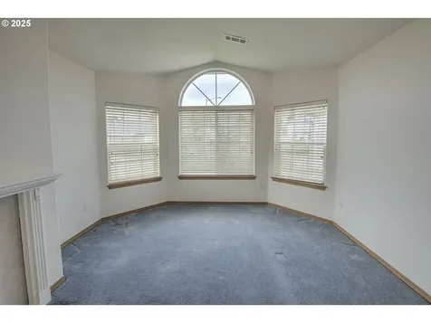 5915 NE 56th Court Vancouver WA 98661