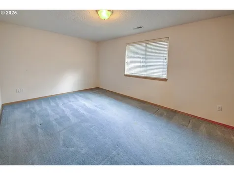 5915 NE 56th Court Vancouver WA 98661