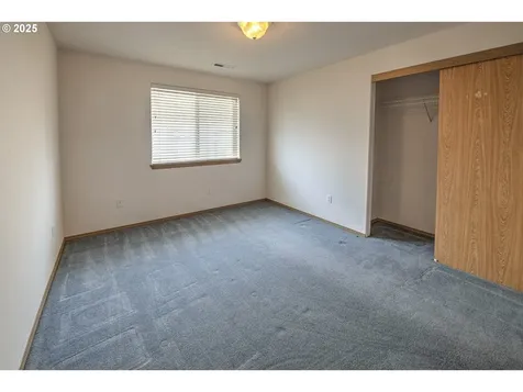 5915 NE 56th Court Vancouver WA 98661