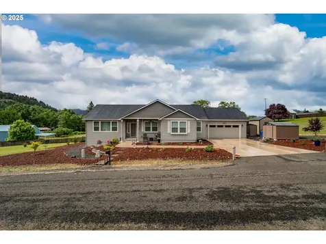 120 Sundance Court Roseburg OR 97471