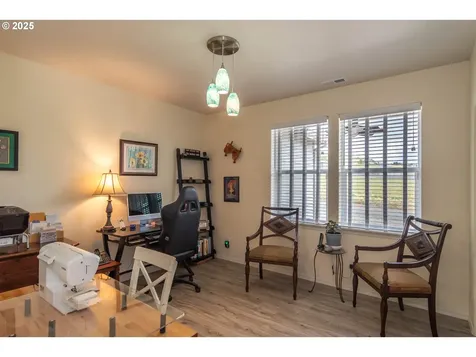 120 Sundance Court Roseburg OR 97471