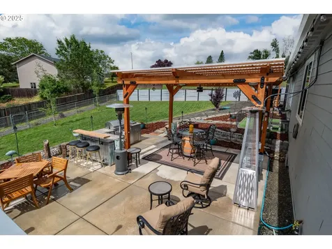 120 Sundance Court Roseburg OR 97471