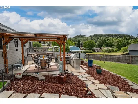 120 Sundance Court Roseburg OR 97471