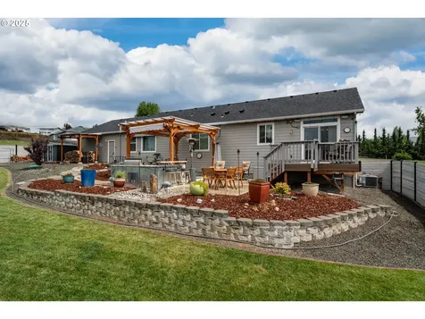 120 Sundance Court Roseburg OR 97471