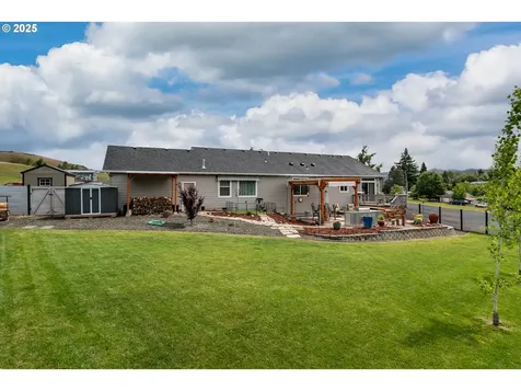 120 Sundance Court Roseburg OR 97471