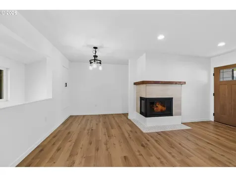 142 NE 128th Avenue Portland OR 97230
