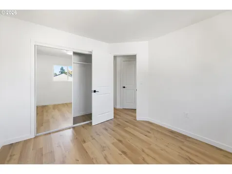 142 NE 128th Avenue Portland OR 97230