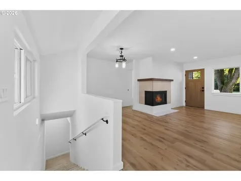 142 NE 128th Avenue Portland OR 97230
