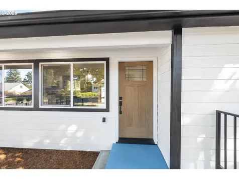 142 NE 128th Avenue Portland OR 97230