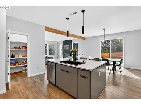 717 NE 382nd Street La Center WA 98629