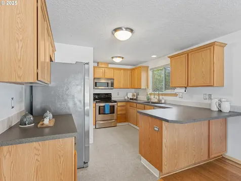 4515 SE 53rd Avenue Portland OR 97206