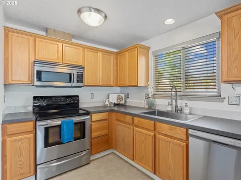 4515 SE 53rd Avenue Portland OR 97206