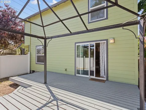 4515 SE 53rd Avenue Portland OR 97206