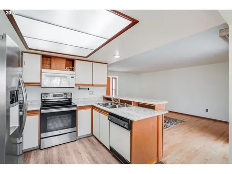 11852 SE Riveridge Drive Vancouver WA 98683