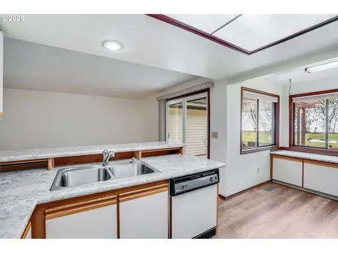 11852 SE Riveridge Drive Vancouver WA 98683