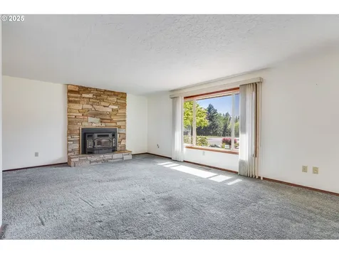 11852 SE Riveridge Drive Vancouver WA 98683