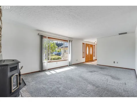 11852 SE Riveridge Drive Vancouver WA 98683