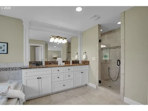 9415 SW Brentwood Place Portland OR 97224