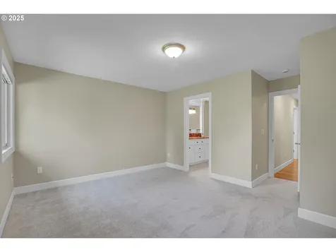 9415 SW Brentwood Place Portland OR 97224