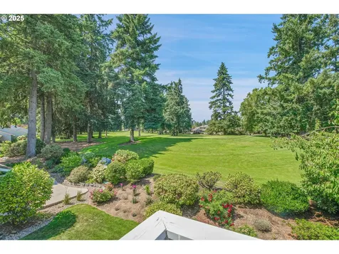9415 SW Brentwood Place Portland OR 97224