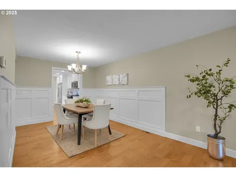 9415 SW Brentwood Place Portland OR 97224