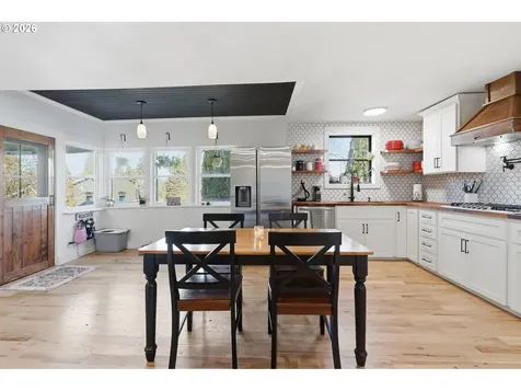 2695 Dillow Drive West Linn OR 97068