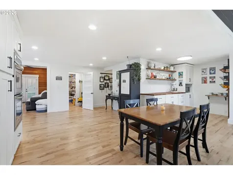 2695 Dillow Drive West Linn OR 97068