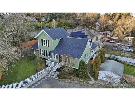 2695 Dillow Drive West Linn OR 97068
