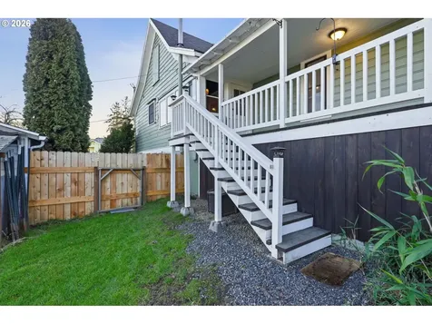 2695 Dillow Drive West Linn OR 97068