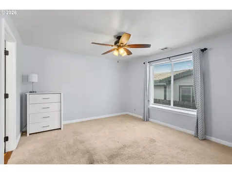 356 Dark Horse Street Roseburg OR 97471