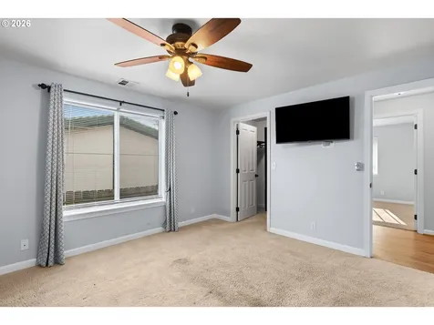 356 Dark Horse Street Roseburg OR 97471