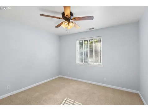356 Dark Horse Street Roseburg OR 97471