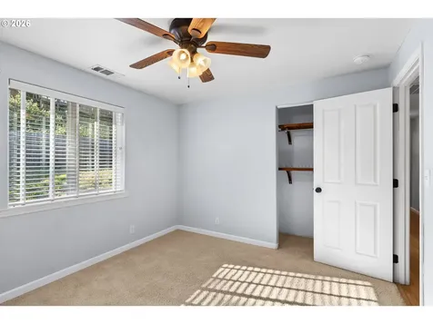 356 Dark Horse Street Roseburg OR 97471