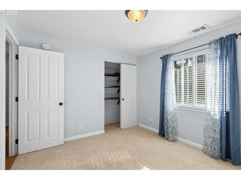 356 Dark Horse Street Roseburg OR 97471