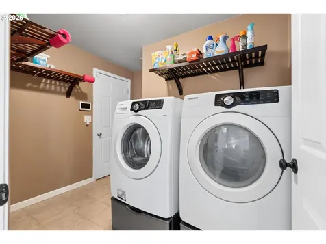 356 Dark Horse Street Roseburg OR 97471