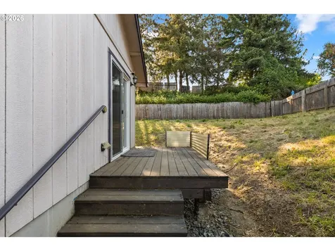 356 Dark Horse Street Roseburg OR 97471